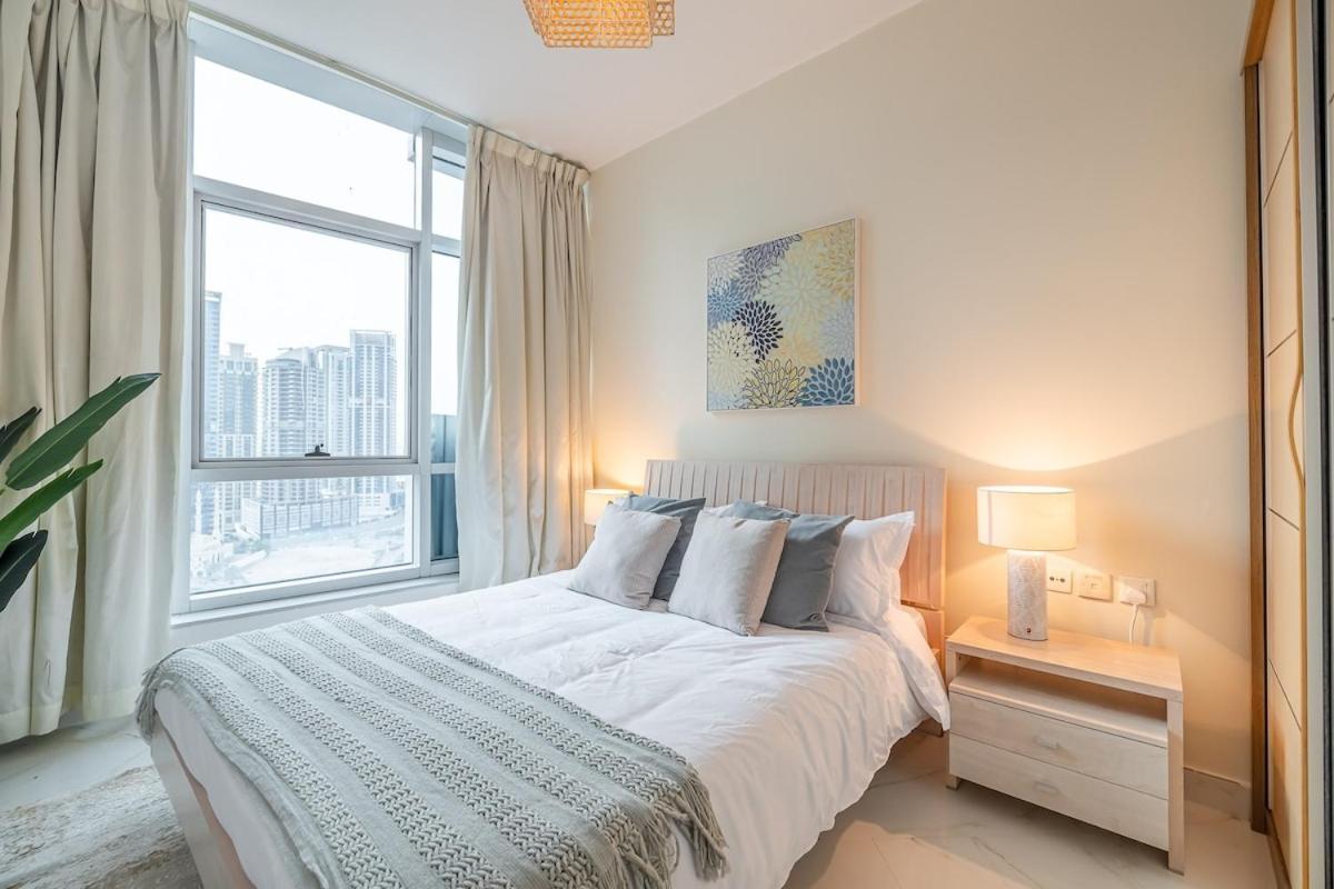 2 Bedroom Apartment I Marina Diamond 4 I Close To Metro Dubai Exterior photo